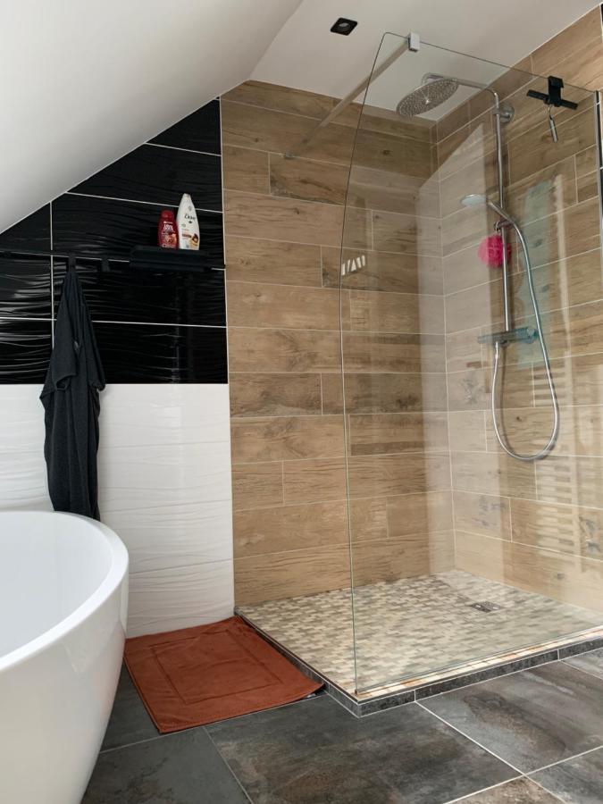 Appartement 3 Chambres Centre Ville Et 100M De La Mer Concarneau Bagian luar foto